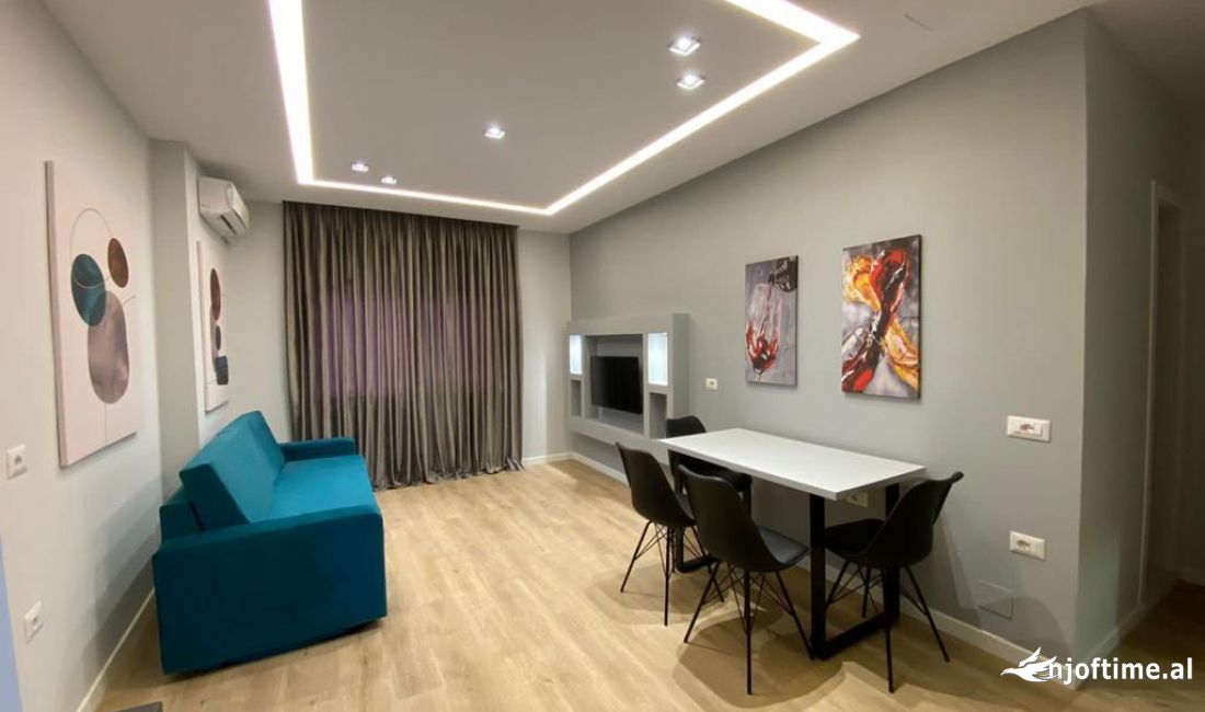 Shtepi me qera Apartament ne Tirane, 2+1, Mobilimi E mobiluar, Pagesa 640  Euro.