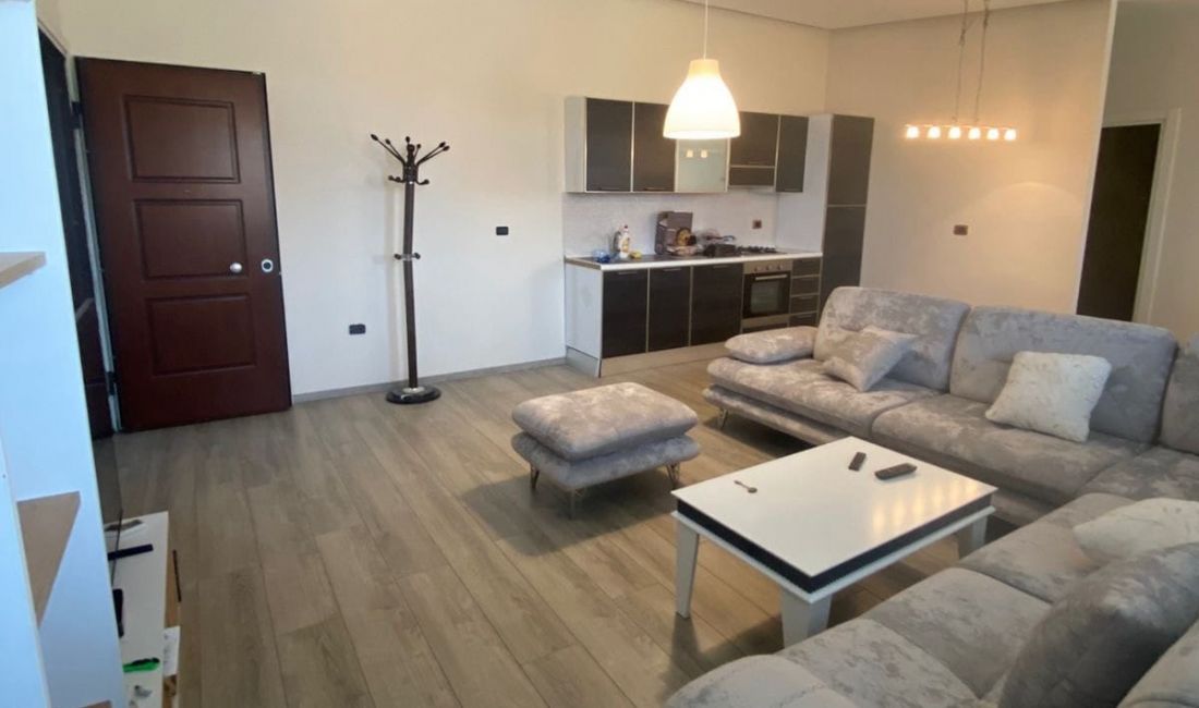 Shtepi me qera Apartament ne Tirane, 1+1, Mobilimi E mobiluar, Pagesa 500  Euro.