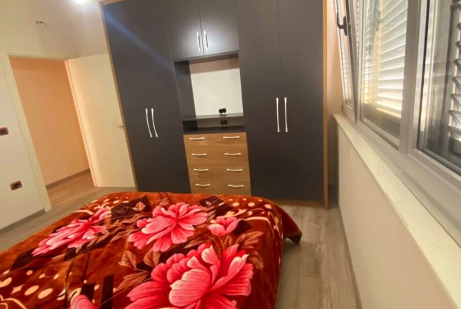 Shtepi me qera Apartament ne Tirane, 1+1, Mobilimi E mobiluar, Pagesa 500  Euro.