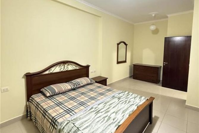 Shtepi me qera Apartament ne Tirane, 2+1, Mobilimi E mobiluar, Pagesa 550  Euro.