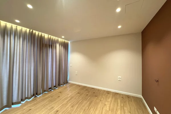 Zyre me qera tek Lake View Residence, Liqeni Artificial