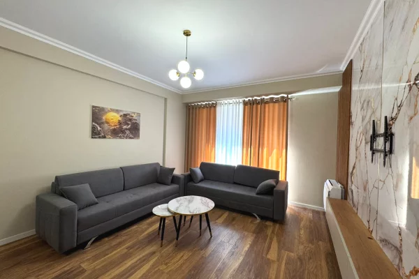 Apartament me qera ne Astir 