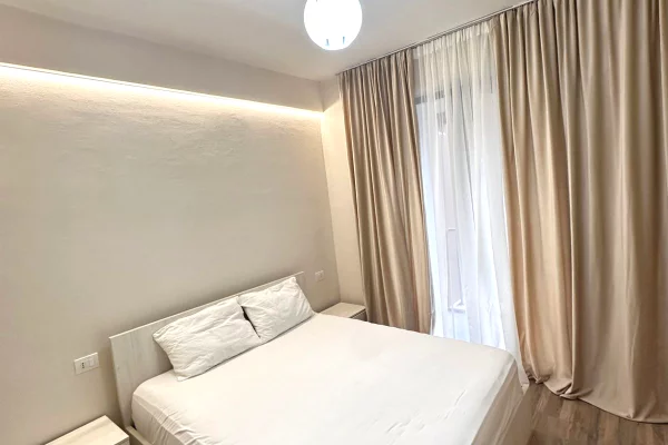 Shtepi me qera Apartament ne Tirane, 1+1, Mobilimi E mobiluar, Pagesa 50,000  Leke.