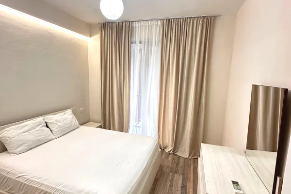 Shtepi me qera Apartament ne Tirane, 1+1, Mobilimi E mobiluar, Pagesa 50,000  Leke.