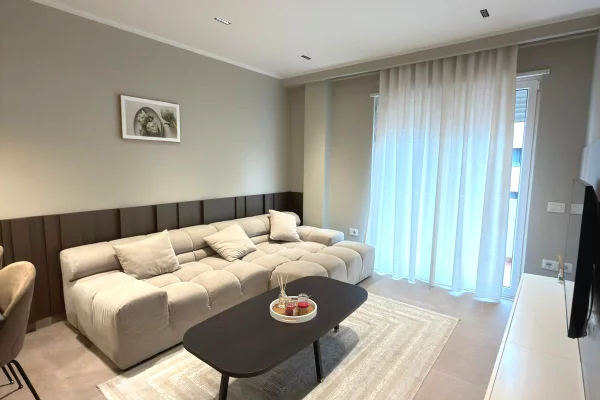 Apartament 1+1+parkim me qira tek Sima Com