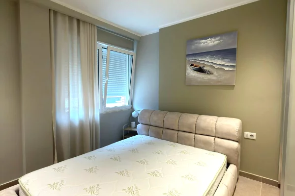 Shtepi me qera Apartament ne Tirane, 1+1, Mobilimi E mobiluar, Pagesa 600  Euro.
