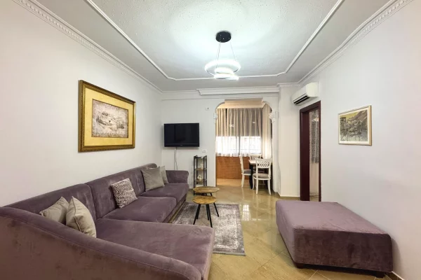 Shtepi me qera Apartament ne Tirane, 2+1, Mobilimi E mobiluar, Pagesa 80,000  Leke.