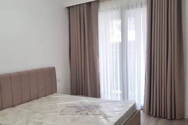 Shtepi me qera Apartament ne Tirane, 1+1, Mobilimi E mobiluar, Pagesa 540  Euro.