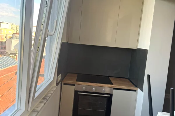 Shtepi me qera Apartament ne Tirane, 1+1, Mobilimi E mobiluar, Pagesa 65,000  Leke.