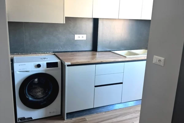Shtepi me qera Apartament ne Tirane, 1+1, Mobilimi E mobiluar, Pagesa 65,000  Leke.