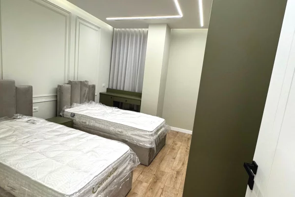 Shtepi me qera Apartament ne Tirane, 2+1, Mobilimi E mobiluar, Pagesa 1,500  Euro.