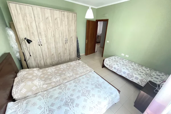 Shtepi me qera Apartament ne Tirane, 2+1, Mobilimi E mobiluar, Pagesa 700  Euro.