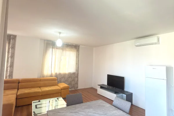 Shtepi me qera Apartament ne Tirane, 2+1, Mobilimi E mobiluar, Pagesa 65,000  Leke.