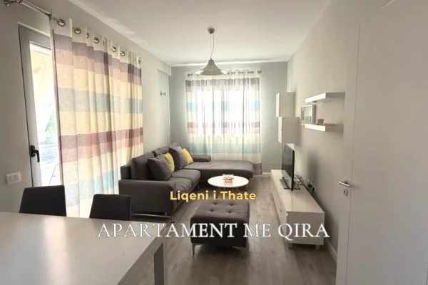 Shtepi me qera 2+1 ne Tirane - 65,000 Leke