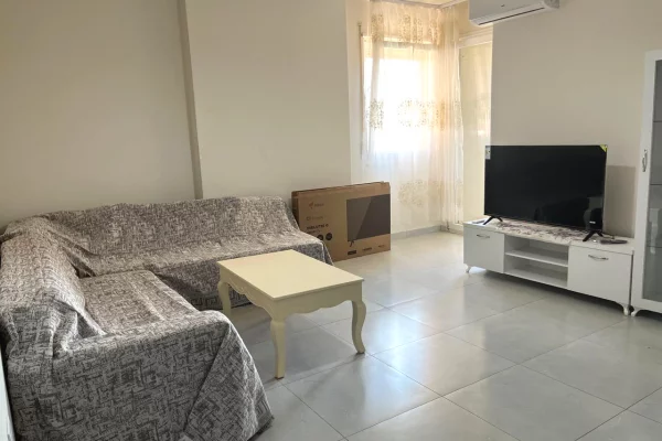 Shtepi me qera Apartament ne Tirane, 2+1, Mobilimi E mobiluar, Pagesa 55,000  Leke.