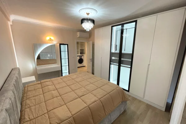 Shtepi me qera Apartament ne Tirane, 2+1, Mobilimi E mobiluar, Pagesa 120,000  Leke.