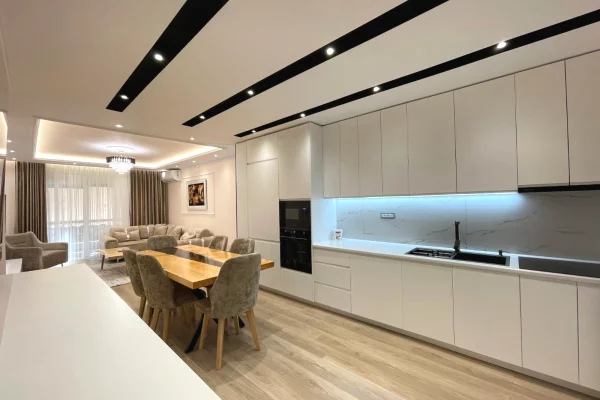 Shtepi me qera Apartament ne Tirane, 2+1, Mobilimi E mobiluar, Pagesa 120,000  Leke.