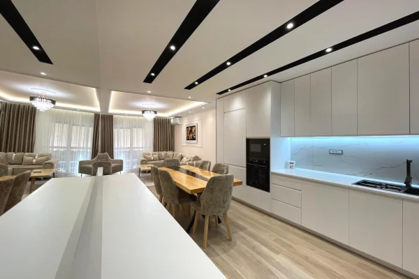 Shtepi me qera Apartament ne Tirane, 2+1, Mobilimi E mobiluar, Pagesa 120,000  Leke.