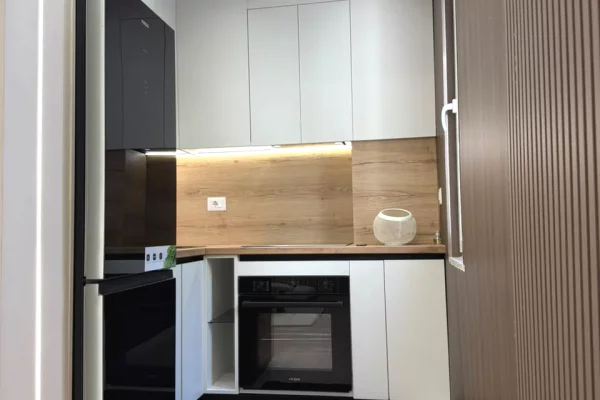 Shtepi ne shitje Apartament ne Tirane, 1+1, Mobilimi E mobiluar, Pagesa 19,500,000  Leke.