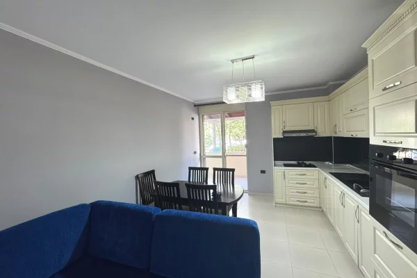 Shtepi me qera Apartament ne Tirane, 2+1, Mobilimi E mobiluar, Pagesa 60,000  Leke.
