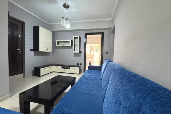Shtepi me qera Apartament ne Tirane, 2+1, Mobilimi E mobiluar, Pagesa 60,000  Leke.