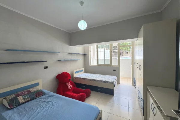 Shtepi me qera Apartament ne Tirane, 2+1, Mobilimi E mobiluar, Pagesa 60,000  Leke.