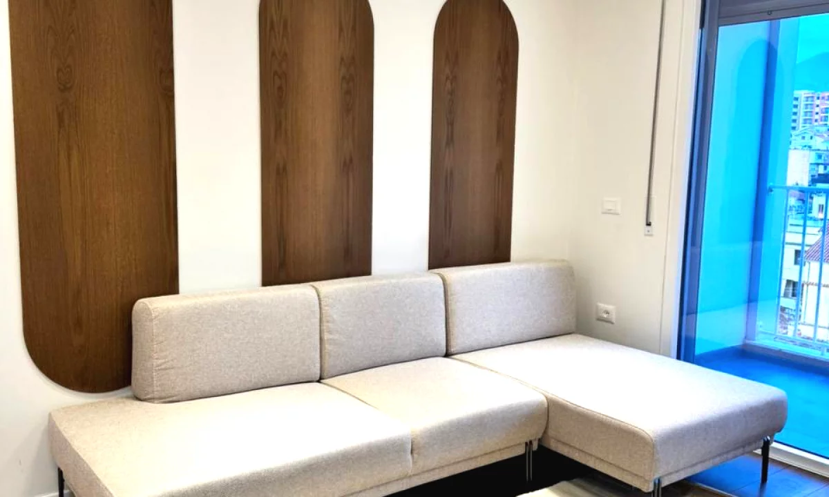 Shtepi me qera Apartament ne Tirane, 1+1, Mobilimi E mobiluar, Pagesa 700  Euro.