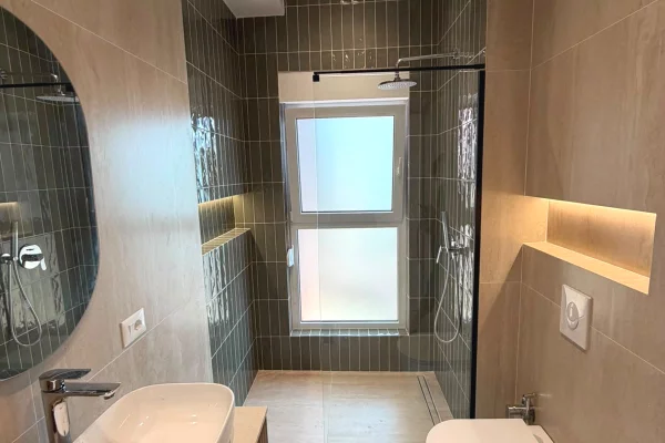 Shtepi me qera Apartament ne Tirane, 1+1, Mobilimi E mobiluar, Pagesa 55,000  Leke.