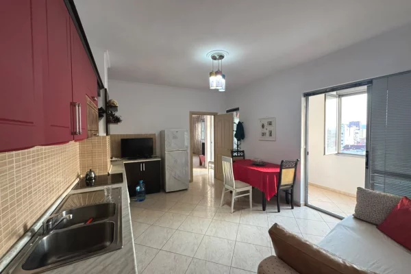 Shtepi me qera Apartament ne Tirane, 2+1, Mobilimi E mobiluar, Pagesa 70,000  Leke.
