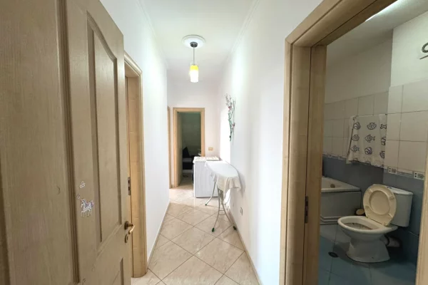 Shtepi me qera Apartament ne Tirane, 2+1, Mobilimi E mobiluar, Pagesa 70,000  Leke.