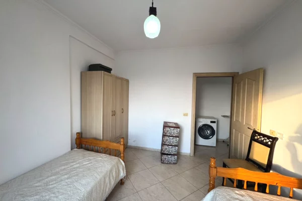 Shtepi me qera Apartament ne Tirane, 2+1, Mobilimi E mobiluar, Pagesa 70,000  Leke.