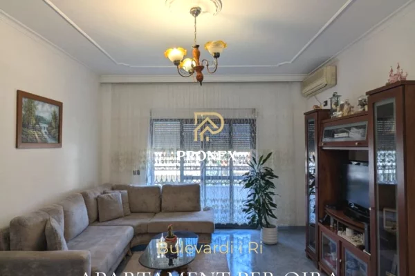 Apartament me qera 2+1 tek Stacioni i Trenit
