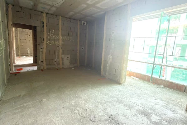 Shtepi ne shitje Apartament ne Tirane, 1+1, Mobilimi Bosh, pa mobiluar, Pagesa 58,000  Euro.