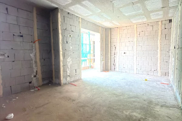 Shtepi ne shitje Apartament ne Tirane, 1+1, Mobilimi Bosh, pa mobiluar, Pagesa 58,000  Euro.