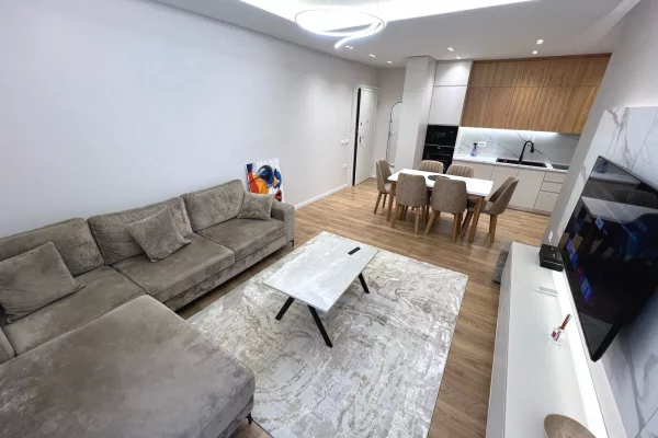 Shtepi me qera Apartament ne Tirane, 2+1, Mobilimi E mobiluar, Pagesa 900  Euro.