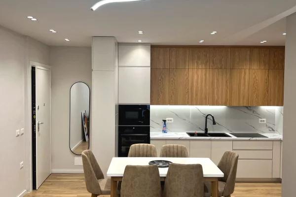 Shtepi me qera Apartament ne Tirane, 2+1, Mobilimi E mobiluar, Pagesa 900  Euro.