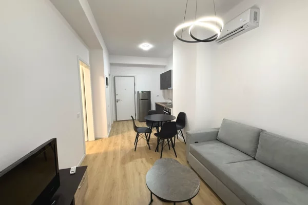 Shtepi me qera Apartament ne Tirane, 1+1, Mobilimi E mobiluar, Pagesa 42,000  Leke.
