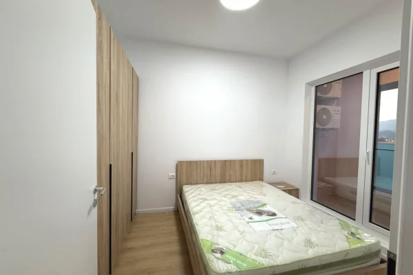 Shtepi me qera Apartament ne Tirane, 1+1, Mobilimi E mobiluar, Pagesa 42,000  Leke.