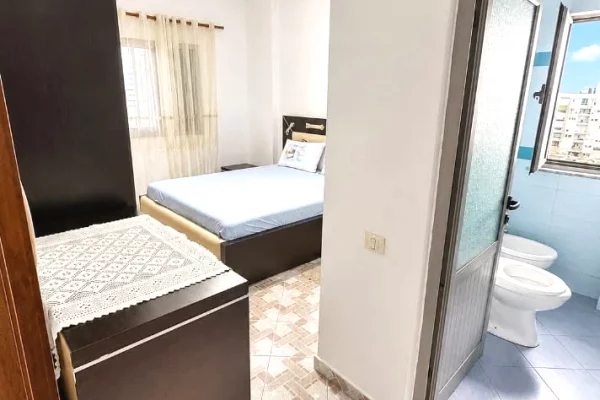 Shtepi me qera Apartament ne Tirane, 2+1, Mobilimi E mobiluar, Pagesa 48,000  Leke.