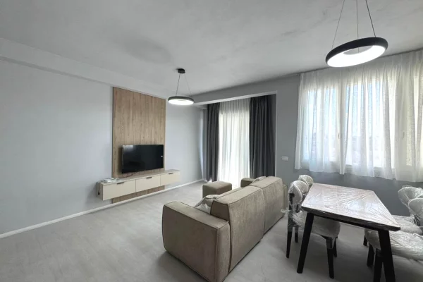 Shtepi me qera Apartament ne Tirane, 2+1, Mobilimi E mobiluar, Pagesa 72,000  Leke.