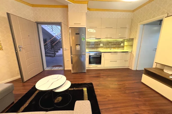 Shtepi me qera Apartament ne Tirane, 2+1, Mobilimi E mobiluar, Pagesa 70,000  Leke.