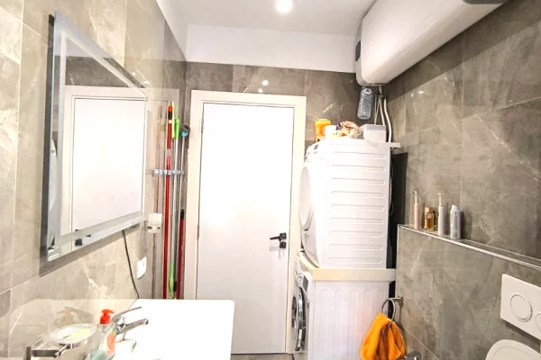 Shtepi me qera Apartament ne Tirane, 2+1, Mobilimi E mobiluar, Pagesa 70,000  Leke.