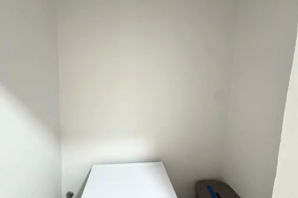 Shtepi me qera Apartament ne Tirane, 1+1, Mobilimi E mobiluar, Pagesa 60,000  Leke.