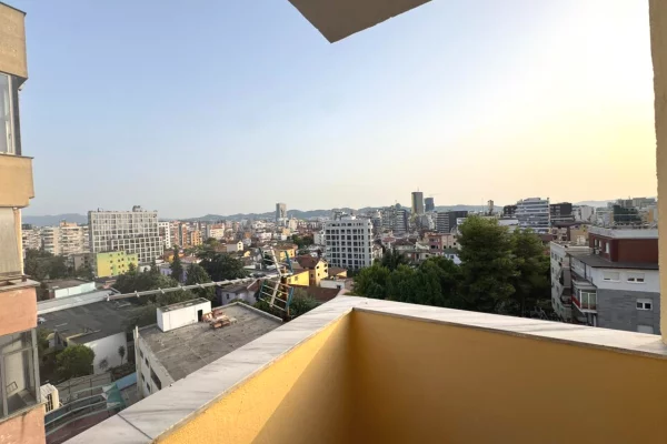 Shtepi me qera Apartament ne Tirane, 1+1, Mobilimi E mobiluar, Pagesa 60,000  Leke.