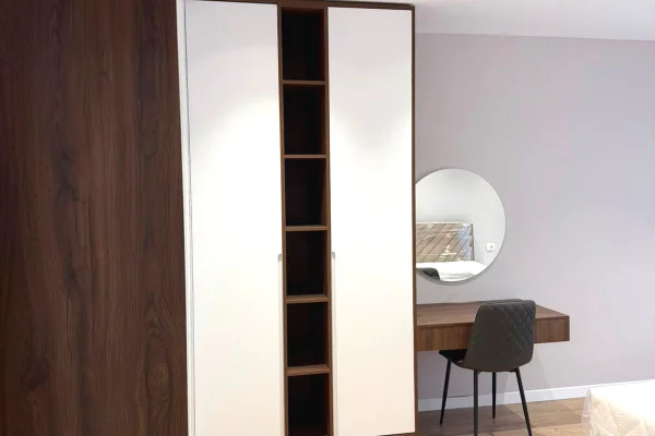Shtepi me qera Apartament ne Tirane, 1+1, Mobilimi E mobiluar, Pagesa 90,000  Leke.