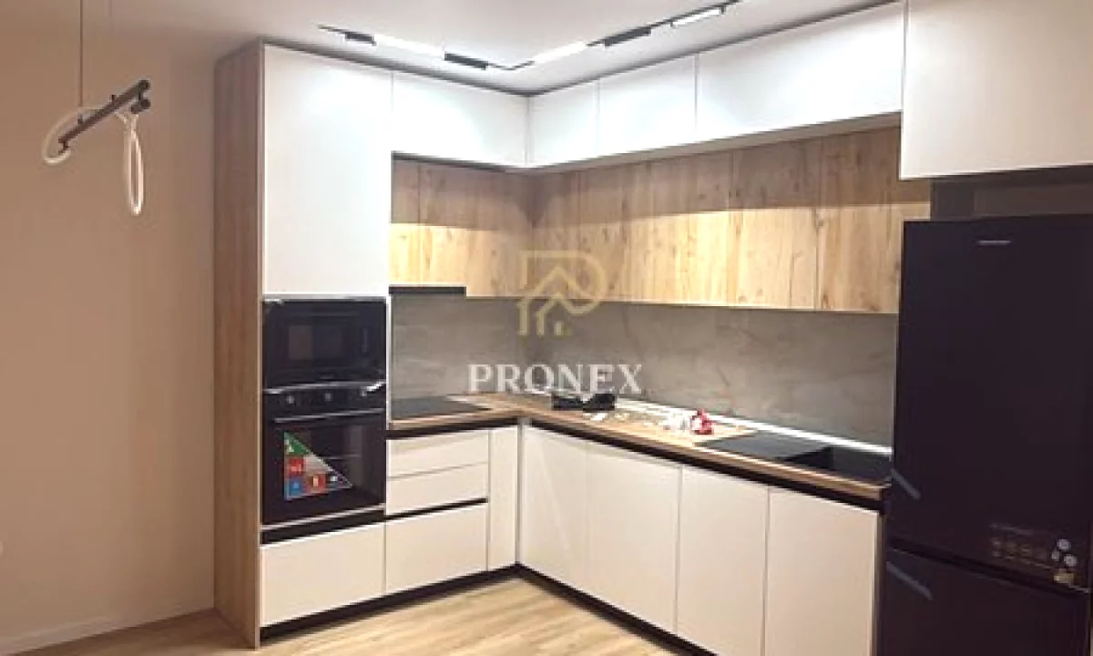 Shtepi me qera Apartament ne Tirane, 2+1, Mobilimi Bosh, pa mobiluar, Pagesa 60,000  Leke.