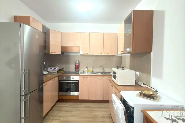 House for Rent Apartment in Tirana, 2+1, Furniture Furnished, Payment 90,000  Leke.