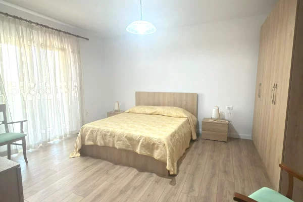 House for Rent Apartment in Tirana, 2+1, Furniture Furnished, Payment 90,000  Leke.