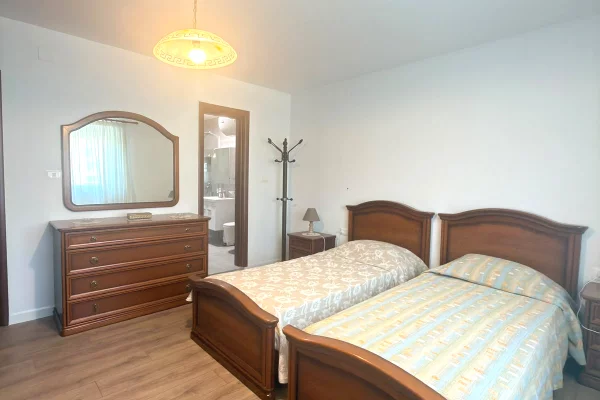 House for Rent Apartment in Tirana, 2+1, Furniture Furnished, Payment 90,000  Leke.