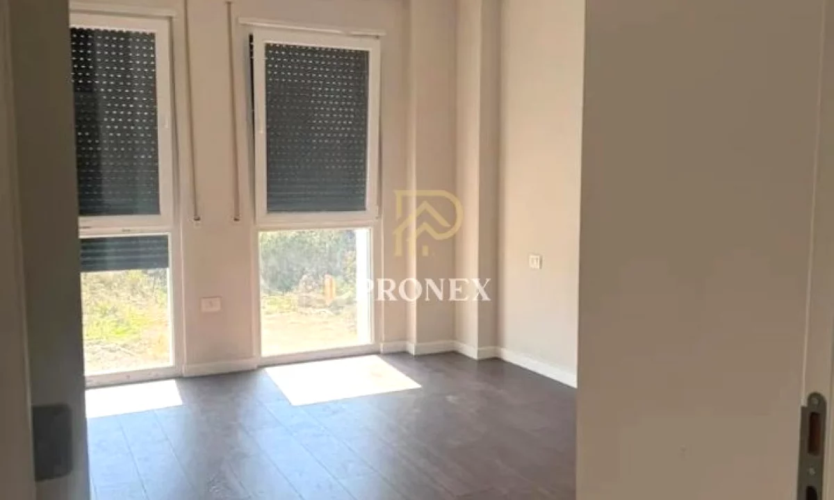 Shtepi me qera Apartament ne Tirane, 2+1, Mobilimi Pjeserisht e mobiluar, Pagesa 60,000  Leke.